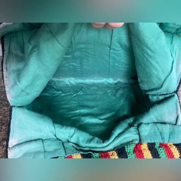 Vintage Reggae Multicolor Striped Knit Handbag Tote Hippie Wooden Handle Bag - Picture 5 of 7